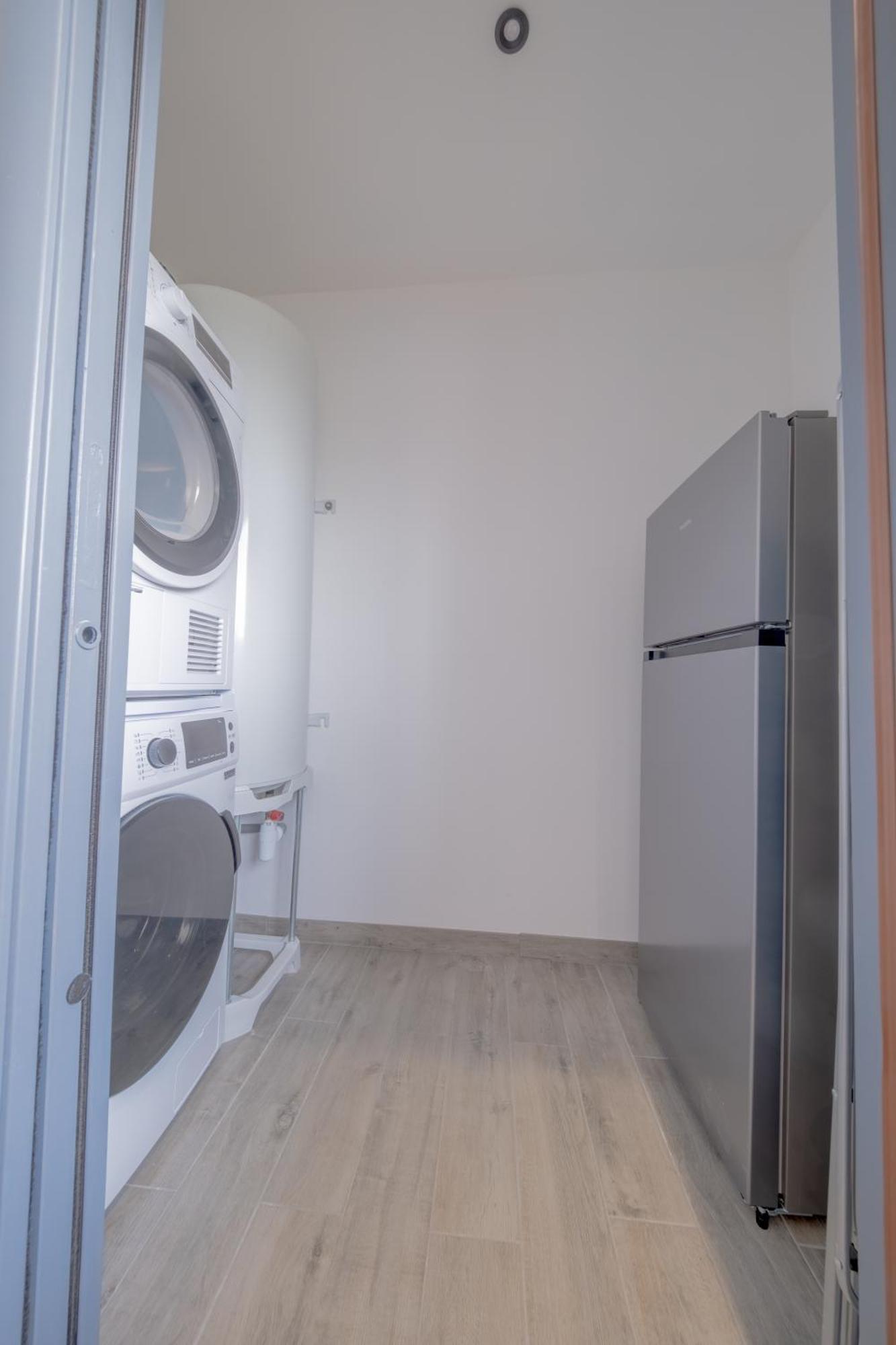 Le Trianon - Parking Prive Apartman Reims Kültér fotó