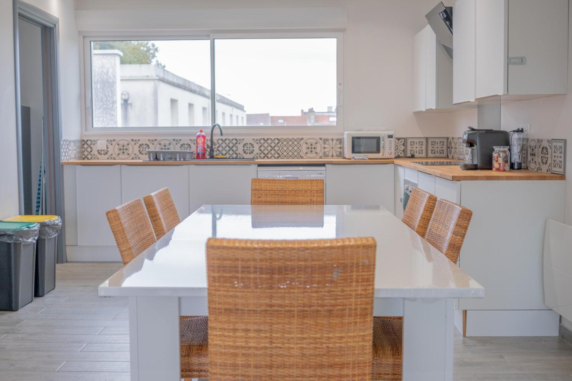 Le Trianon - Parking Prive Apartman Reims Kültér fotó